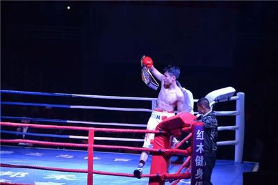 魅力紅高原CPBA職業(yè)拳擊大中華區(qū)金腰帶衛(wèi)冕賽 瀘西拳王段海云成功衛(wèi)冕與賽事組織亮點